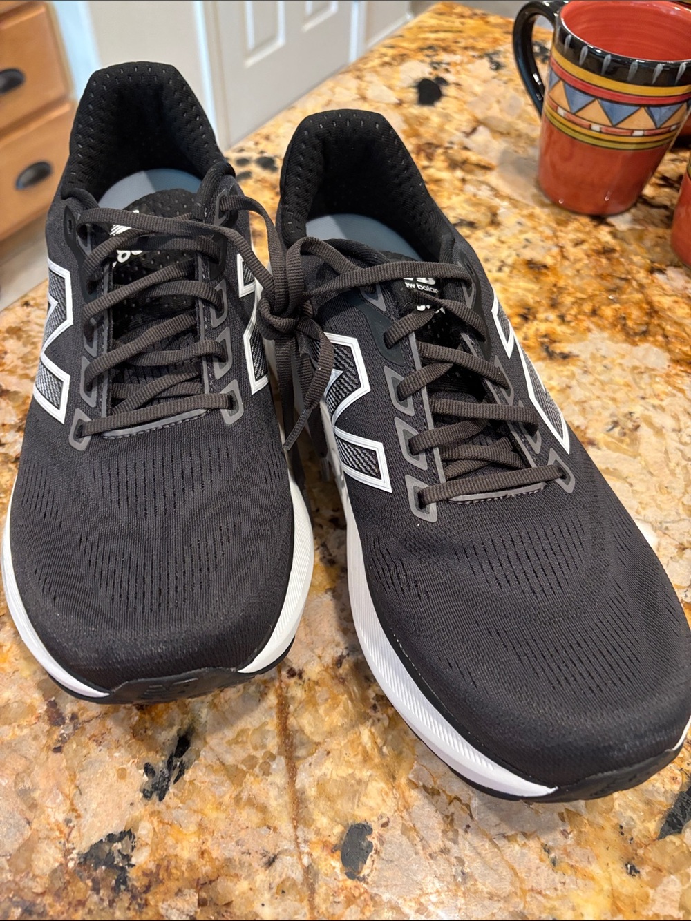 NEW BALANCE 880 v15 running shoes